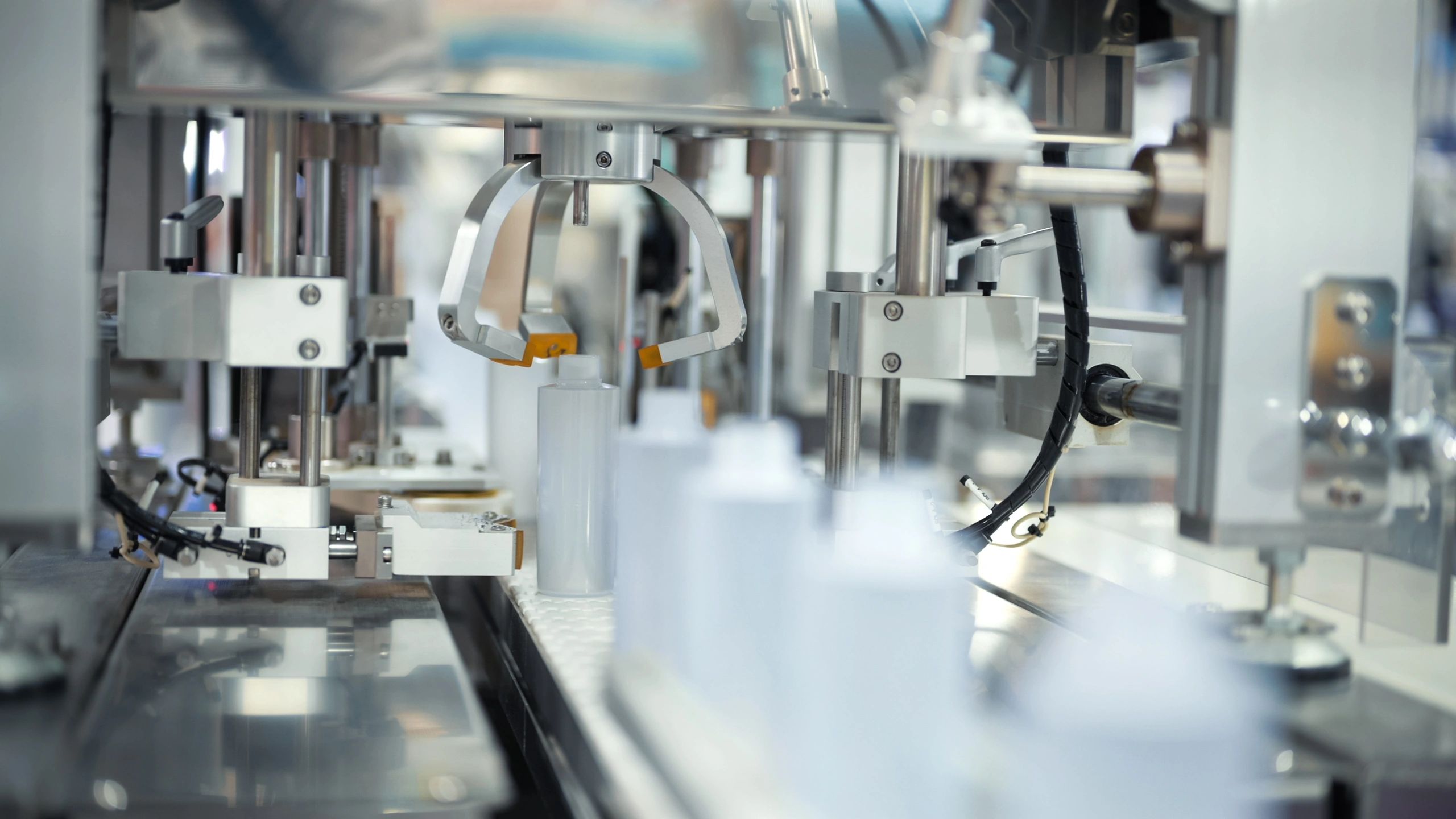 plastic packaging manufacturing